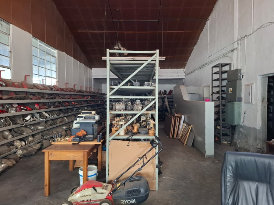 Commercial Property for Sale in Hamilton Free State